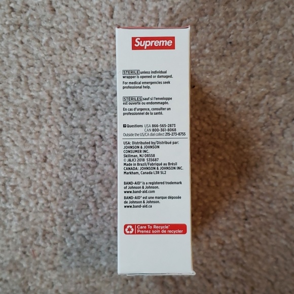 Supreme x BAND-AID Bandages - Picture 2 of 4